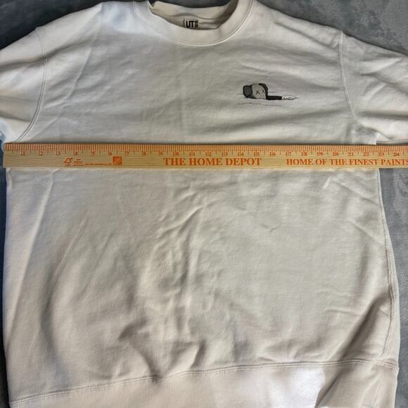 KAWS x Uniqlo Unisex Size Large Off White Long Sleeve Sweatshirt Cotton Oversize - Picture 7 of 10